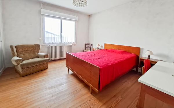 Maison à vendre    4 pièces •  Bessens