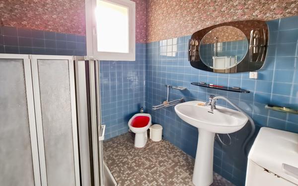 Maison à vendre    4 pièces •  Bessens