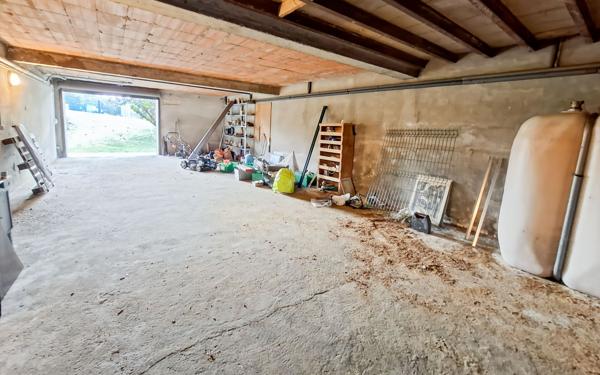 Maison à vendre    4 pièces •  Bessens