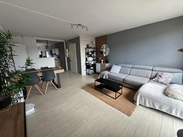 A VENDRE - Appartement Landivisiau 5 pièces 91.83m2