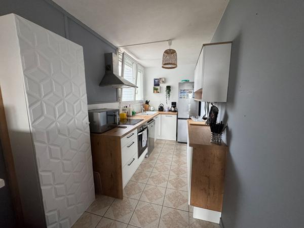 A VENDRE - Appartement Landivisiau 5 pièces 91.83m2