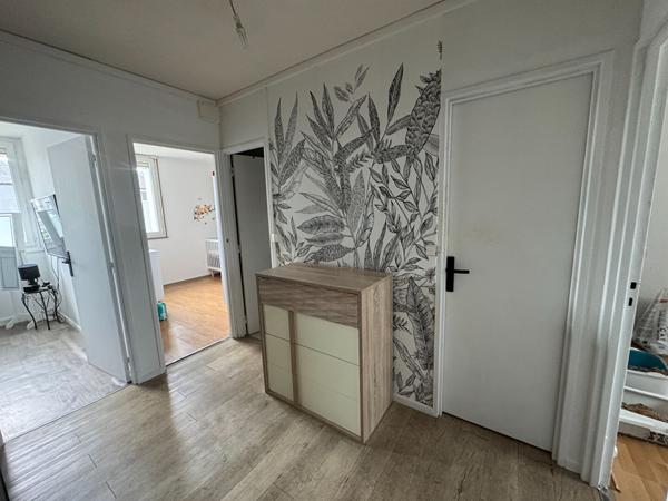 A VENDRE - Appartement Landivisiau 5 pièces 91.83m2