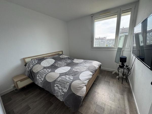 A VENDRE - Appartement Landivisiau 5 pièces 91.83m2