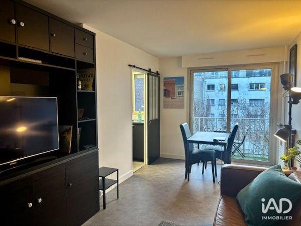 Location appartement 1 pièce 33 m² Paris 15