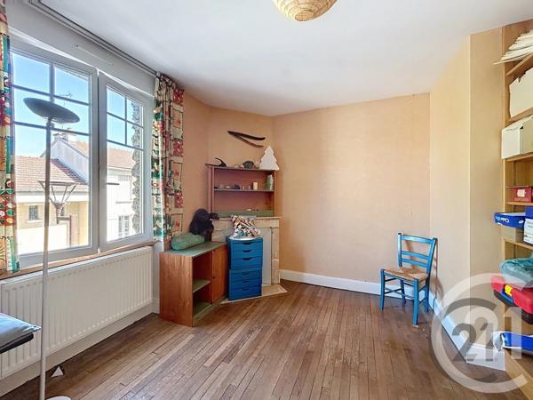 Maison à vendre  9 pièces - 200 m 2   CHALONS EN CHAMPAGNE  - 51