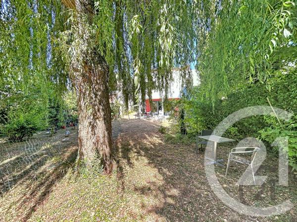 Maison à vendre  9 pièces - 200 m 2   CHALONS EN CHAMPAGNE  - 51