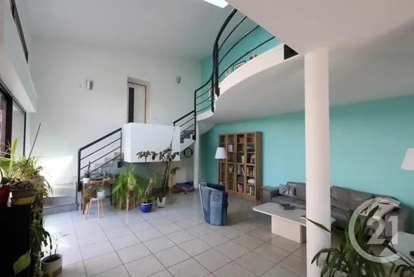 Maison à vendre  9 pièces - 200 m 2   CHALONS EN CHAMPAGNE  - 51