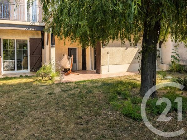 Maison à vendre  9 pièces - 200 m 2   CHALONS EN CHAMPAGNE  - 51
