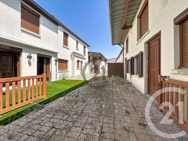Maison à vendre  9 pièces - 200 m 2   CHALONS EN CHAMPAGNE  - 51