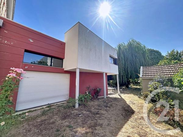 Maison à vendre  9 pièces - 200 m 2   CHALONS EN CHAMPAGNE  - 51