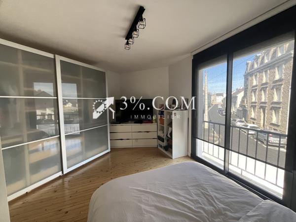 Appartement
                                                                                                                                                                                                                                                                                                                        5 pièce(s)                                                                                                                                                                                                          3 chambre(s)                                                                                                                                                                                                          123  m²