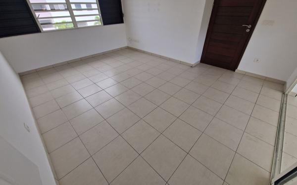 Appartement à vendre    3 pièces • 76,50 m2 Cayenne
