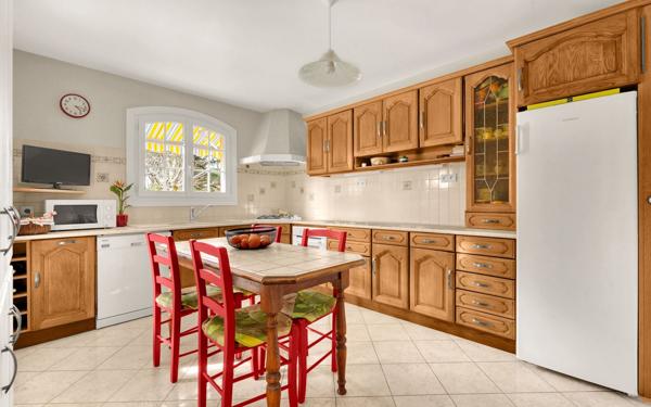 Maison à vendre    4 pièces •  Verfeil