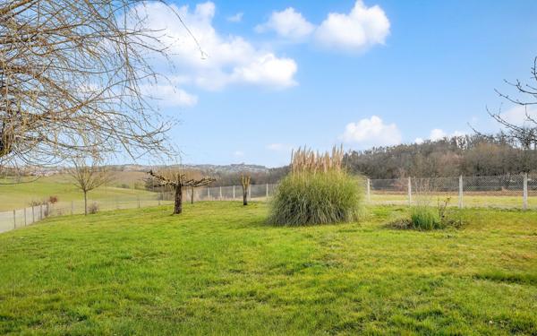 Maison à vendre    4 pièces •  Verfeil