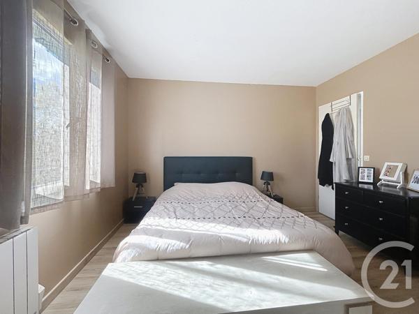 Appartement F3 à vendre  3 pièces - 64,96 m2 MOISSY CRAMAYEL - 77