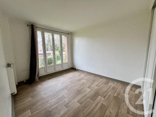 Appartement F5 à vendre  5 pièces - 94,81 m2 BEAUCHAMP - 95