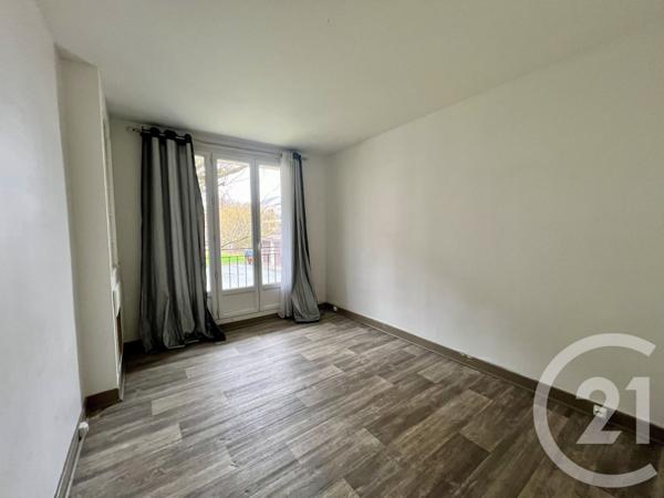 Appartement F5 à vendre  5 pièces - 94,81 m2 BEAUCHAMP - 95