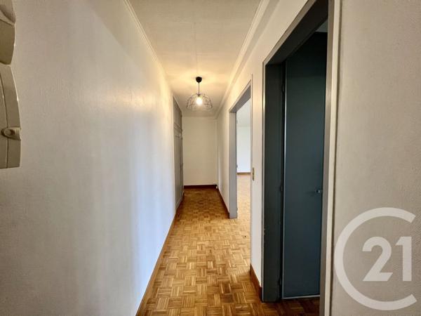 Appartement F5 à vendre  5 pièces - 94,81 m2 BEAUCHAMP - 95