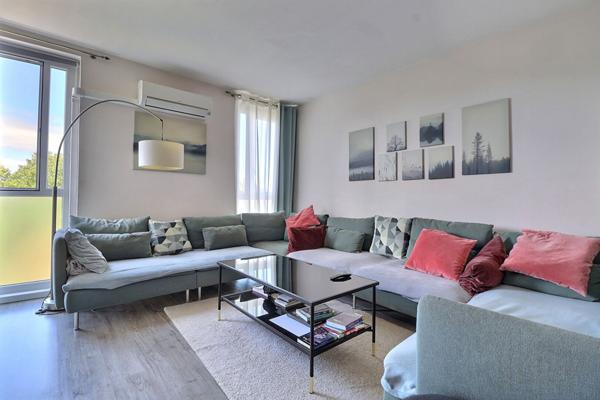 Appartement  vue basilique 4 pièces+ balcon + cave + gardien