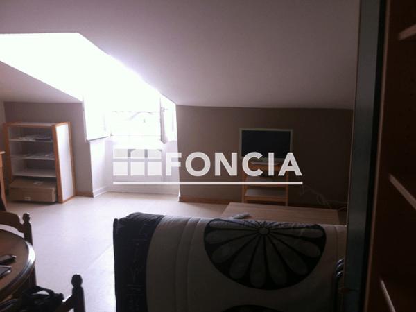 Location Studio meublé 21.31 m² - 7 RUE DE L'EVESCOT La Rochelle 17000