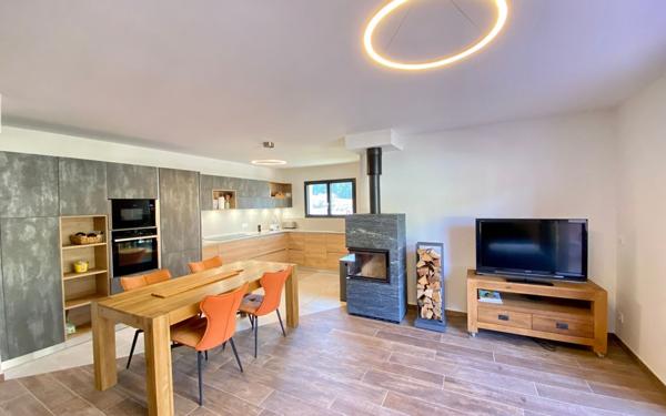 Appartement à vendre    4 pièces • 99,92 m2 Villard-de-Lans