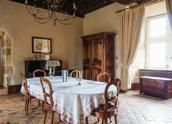 Maison à vendre    5 pièces •  Doyet