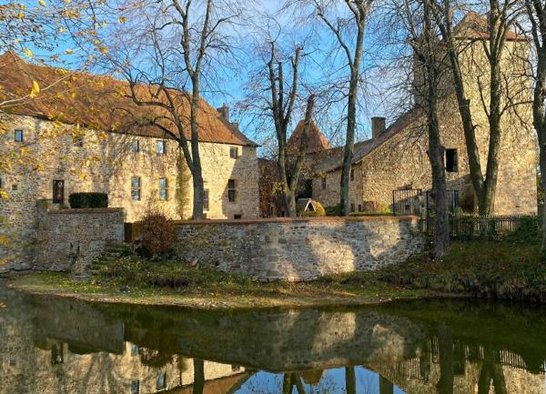 Maison à vendre    5 pièces •  Doyet