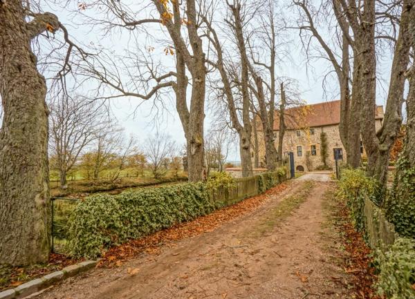 Maison à vendre    5 pièces •  Doyet