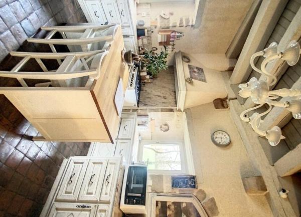 Maison à vendre    5 pièces •  Doyet