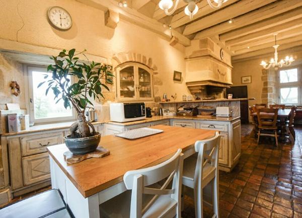 Maison à vendre    5 pièces •  Doyet