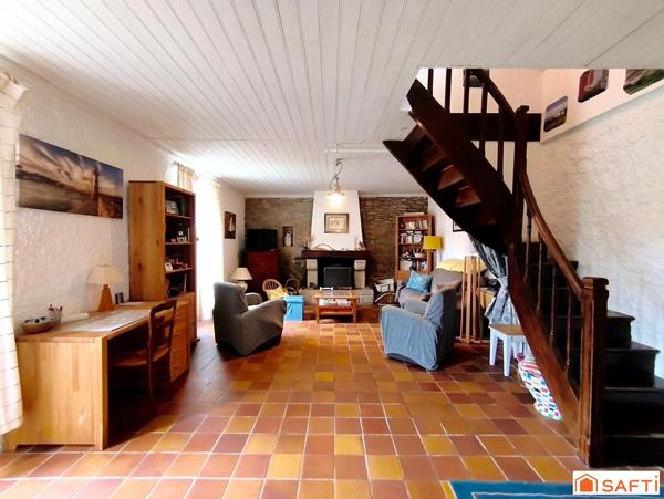 Charmante maison en pierre située au calme