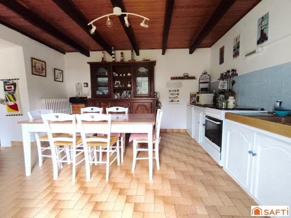 Charmante maison en pierre située au calme