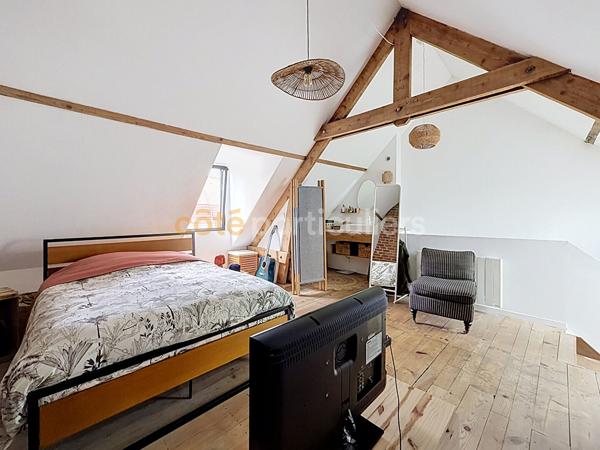 Vente
                Maison90 m² - 4 Pièces -
                    HAZEBROUCK (59190)