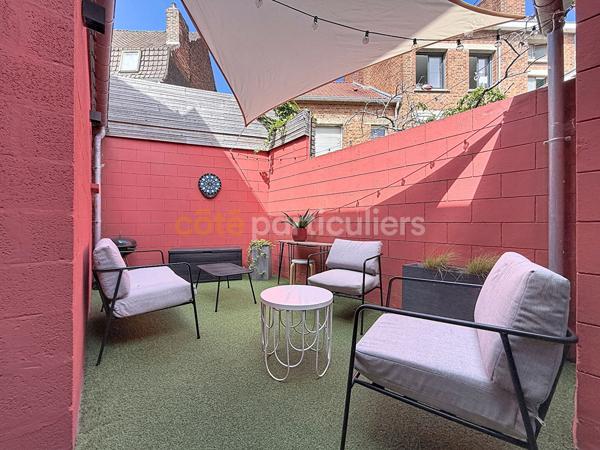 Vente
                Maison90 m² - 4 Pièces -
                    HAZEBROUCK (59190)