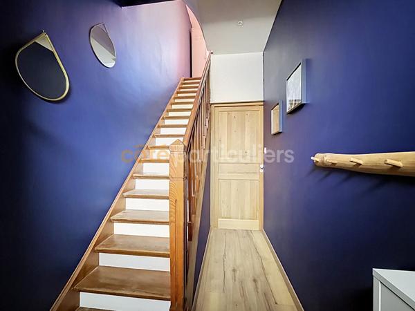 Vente
                Maison90 m² - 4 Pièces -
                    HAZEBROUCK (59190)