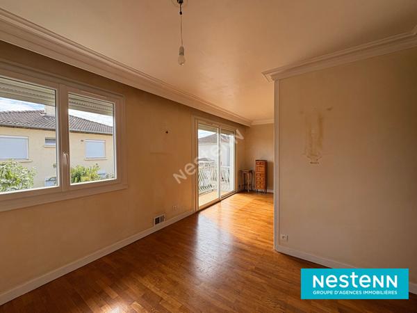 Maison de 5 pièces de 121.65 m² avec un terrain de 506m² situé à Meyzieu secteur La Jacquière.