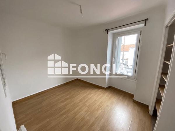 Location Maison 4 pièces 73.14 m² - 10 PLACE ALFRED RADIGOIS Saint Sebastien Sur Loire 44230