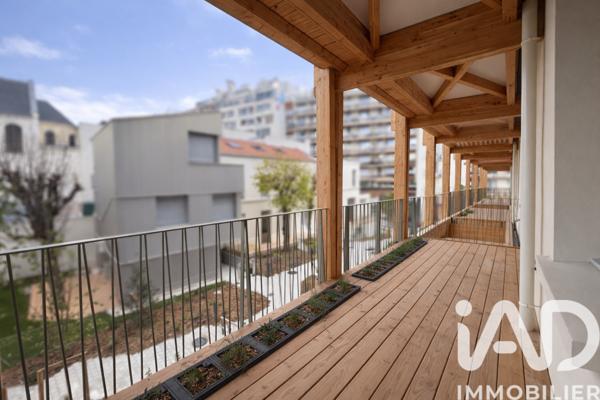 Location appartement 2 pièces 33,6 m² Paris 20