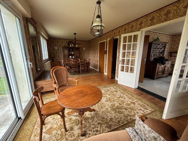 Maison individuelle à vendre à Loudéac dans les Côtes-d'Armor (22600), ref : 35129-5422