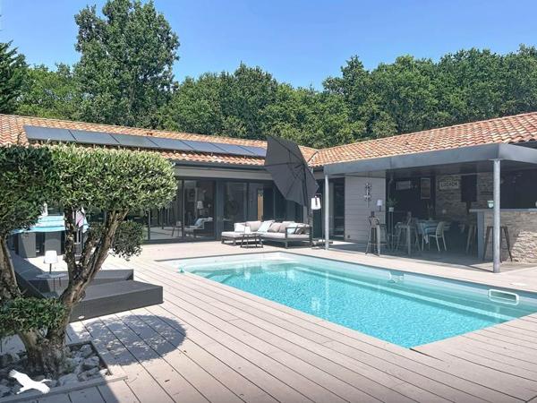 Maison à vendre 850 000 € Soustons 5 p 190 m² DPE C