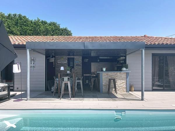 Maison à vendre 850 000 € Soustons 5 p 190 m² DPE C