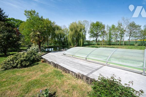 NOUVEAUTE - PIRÉ-CHANCÉ - PROPRIETE DE CARACTERE - LONGERE 250M²