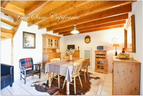 AUCUN (65), maison de charme cosy T5 avec vue panoramique exceptionnelle !