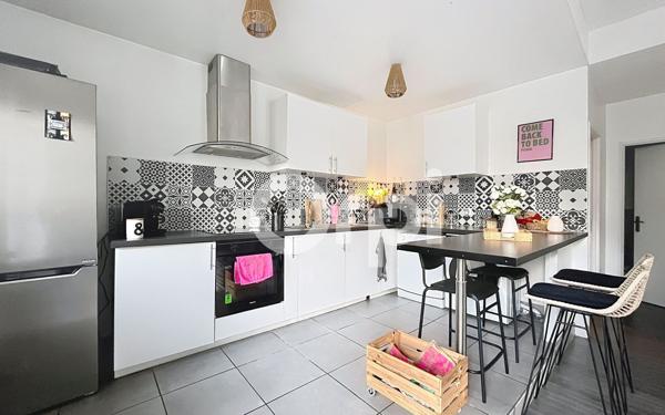 Appartement à louer    2 pièces • 62 m2 Brive-la-Gaillarde