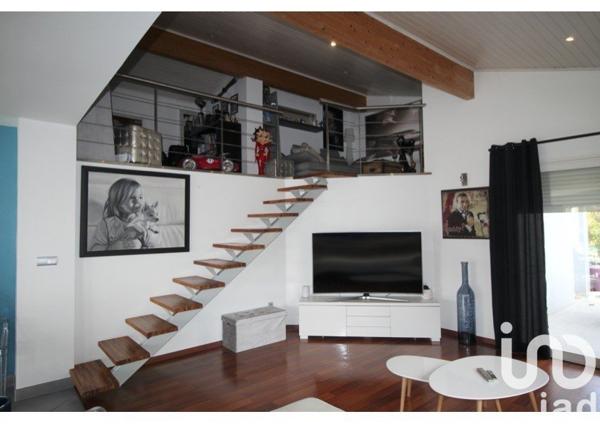 Maison 6 pièces de 156 m² à Cestas (33610)