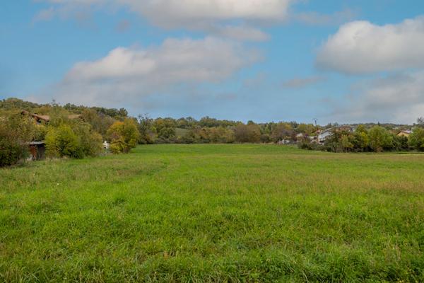 Terrain 472 m2