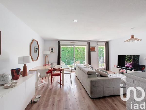 Appartement 3 pièces de 63 m² à Mérignac (33700)