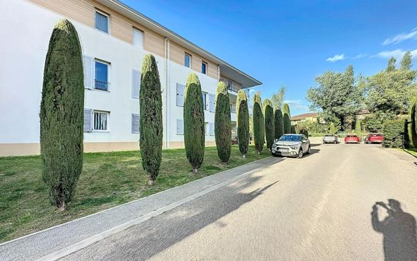 Appartement à vendre    2 pièces • 48 m2 Morières-lès-Avignon