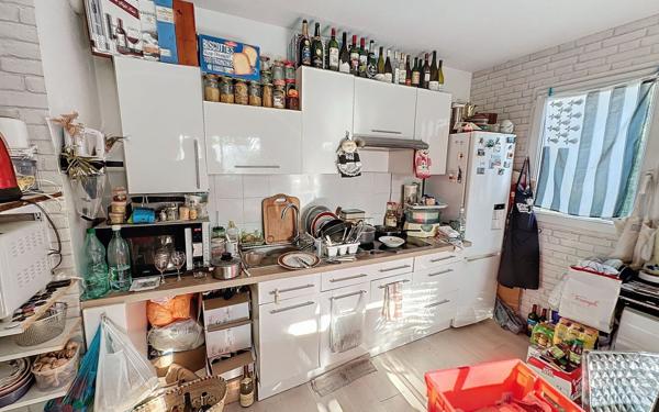 Appartement à vendre    2 pièces • 48 m2 Morières-lès-Avignon