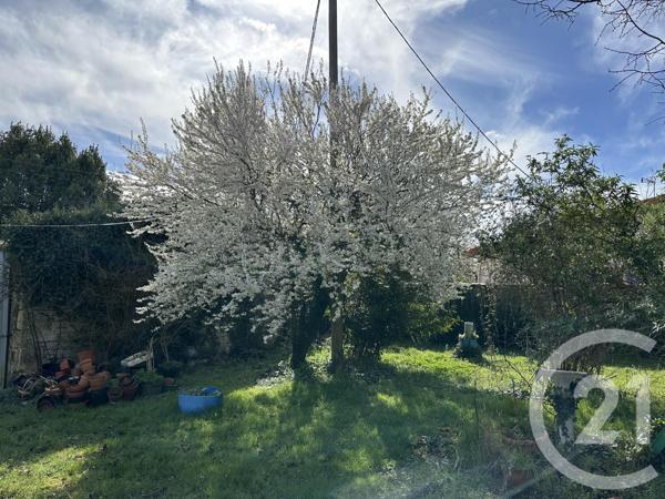 Maison à vendre  4 pièces - 151,13 m2 FONTENILLE ST MARTIN ENTRAIGUES - 79